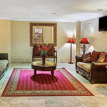 Ramada Overland Park Mission Εξωτερικό φωτογραφία